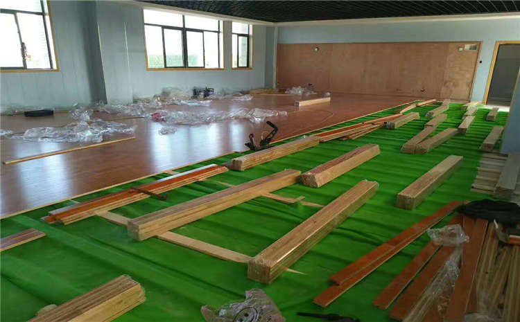 體育場館籃球運動木地板多少錢？