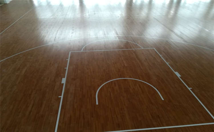 籃球館實(shí)木運(yùn)動地板多少錢一個平方