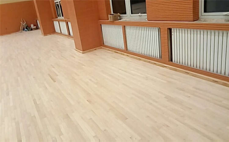 比賽場館實木運(yùn)動地板施工工藝