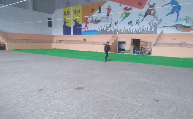 如何通過證書來辨別籃球館運(yùn)動(dòng)木地板質(zhì)量的好壞？