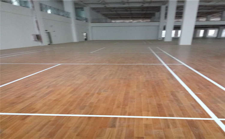 籃球館木地板鋪裝后需要經(jīng)過哪些勘驗？