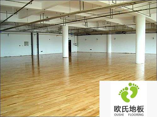 楓木地板，*好的體育運動木地板