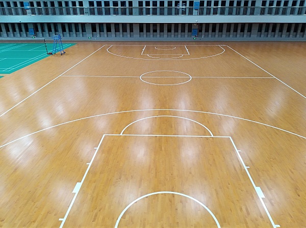 選擇專業(yè)籃球館地板，得做這些事